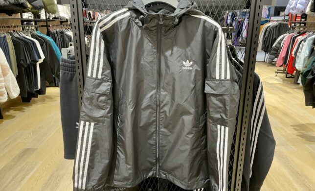 ADIDAS　ウインドブレーカー　ハットご紹介！！