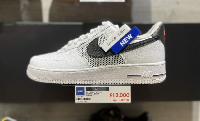 NIKE AIR FORCE1新作入荷と再入荷商品のお知らせ！！