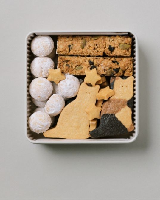 【貫通通路】食物販催事「村猫菓子店」